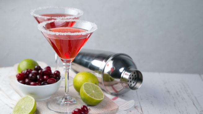 cosmopolitan. tipos de bebidas alcoholicas